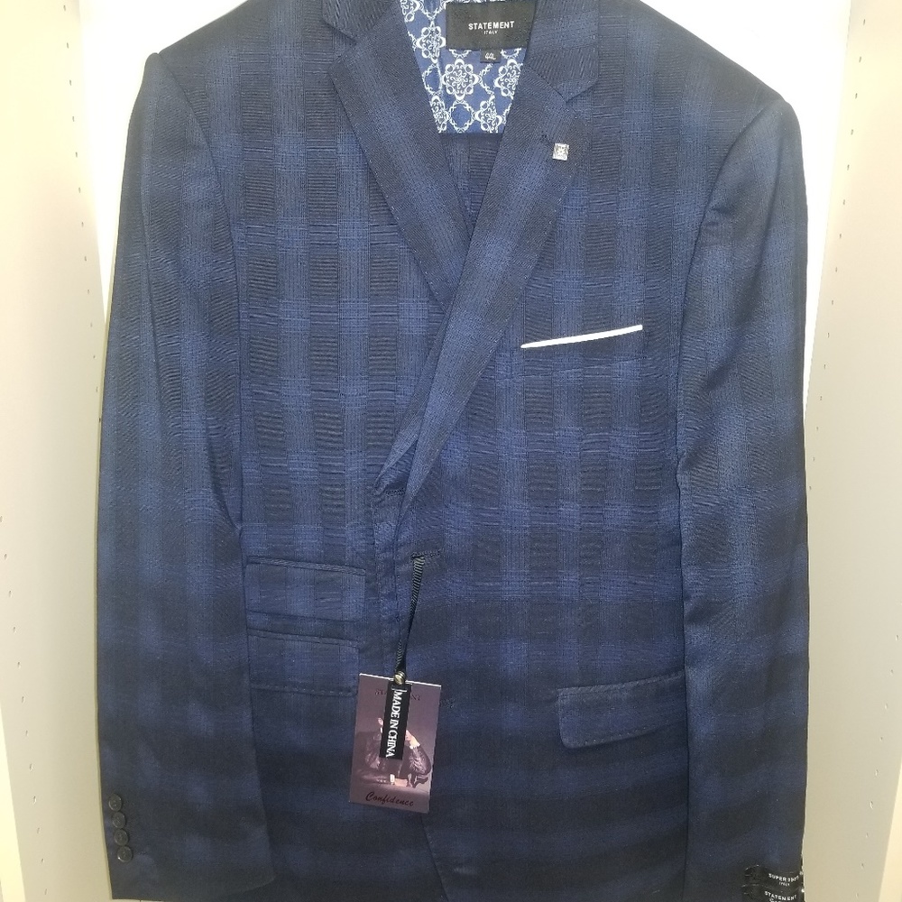 Men's 3 Piece Suit 44L 38W Brand New